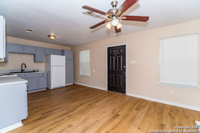 Image 5 of 21 For 610 Virginia 1