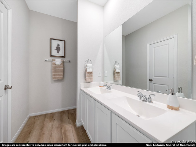 Image 20 of 22 For 8532 Frostwood Heights