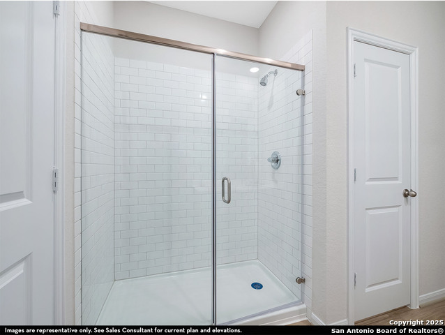 Image 21 of 22 For 8532 Frostwood Heights