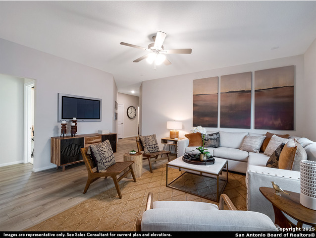 Image 7 of 22 For 8532 Frostwood Heights