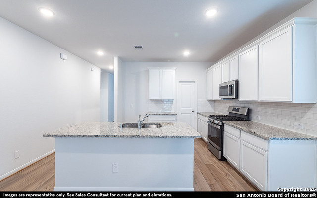 Image 3 of 12 For 8528 Frostwood Heights