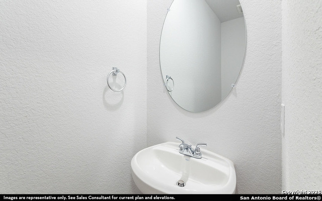 Image 8 of 12 For 8528 Frostwood Heights