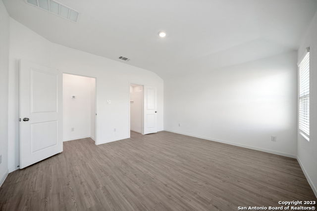 Image 17 of 28 For 4431 Revetment Way