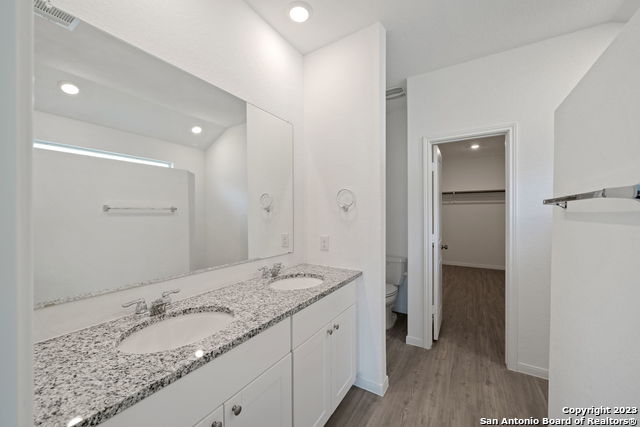 Image 18 of 28 For 4431 Revetment Way