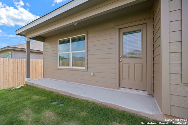 Image 25 of 28 For 4431 Revetment Way