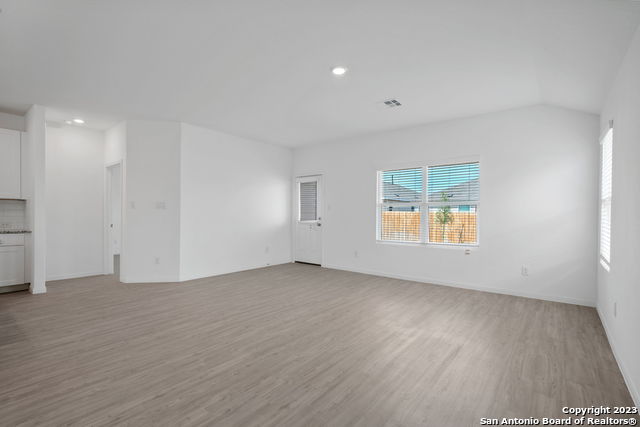 Image 7 of 28 For 4431 Revetment Way