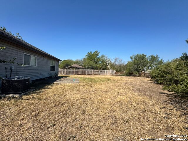 Image 18 of 18 For 6658 Eastern Clouds