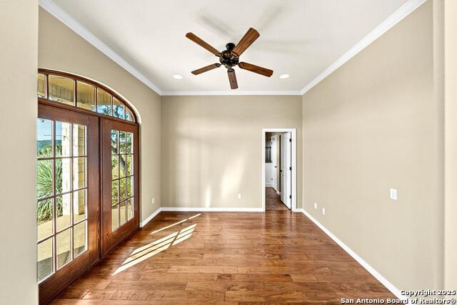 Listing photo id 51 for 103 Cranbrook Court