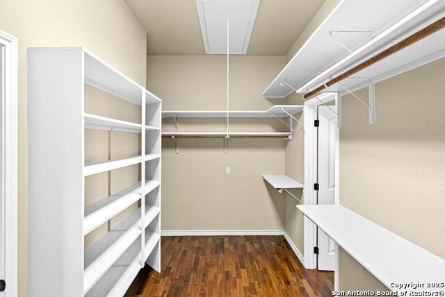 Listing photo id 55 for 103 Cranbrook Court