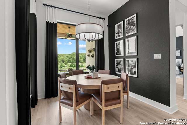 Listing photo id 18 for 225 Storm Way