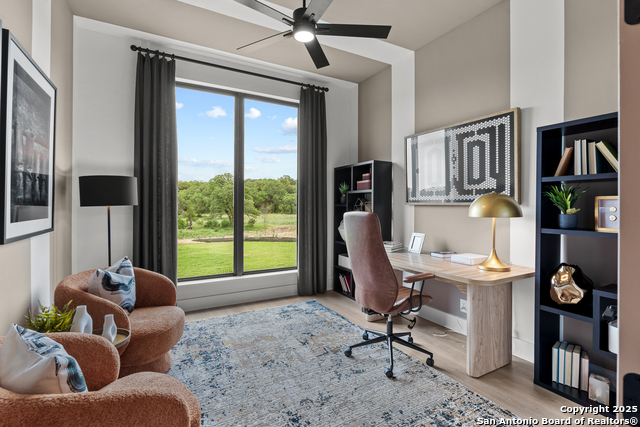 Listing photo id 19 for 225 Storm Way