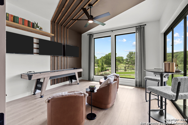 Listing photo id 23 for 225 Storm Way