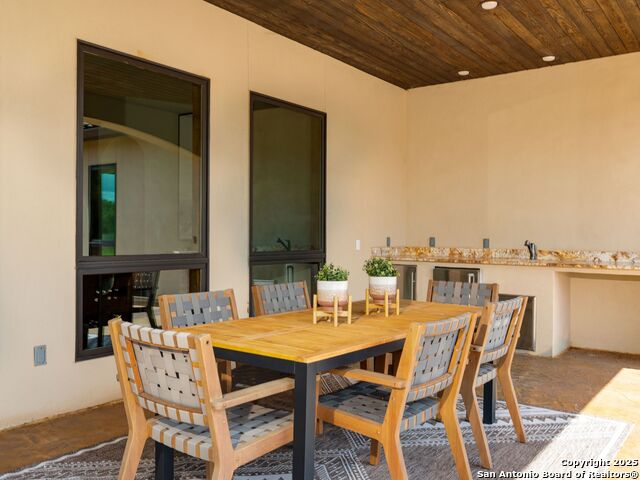 Listing photo id 15 for 10927 Fm 2146