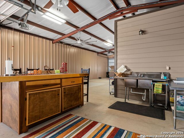 Listing photo id 44 for 10927 Fm 2146