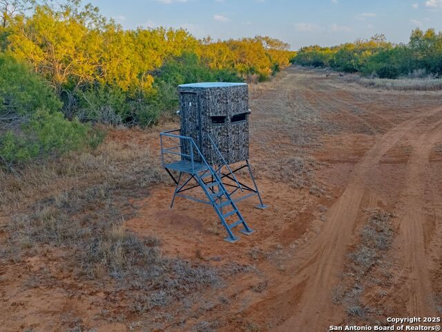 Listing photo id 63 for 10927 Fm 2146