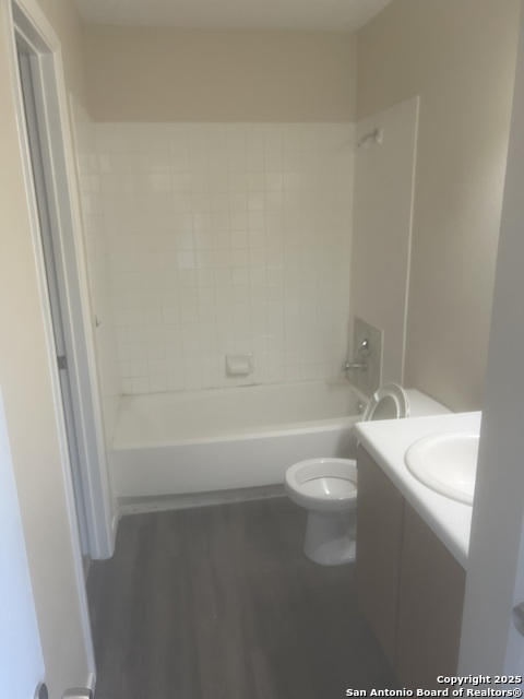 Image 10 of 12 For 8055 Coral Meadow