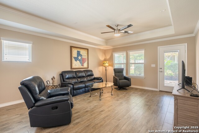 Listing photo id 9 for 3354 Blossom Row