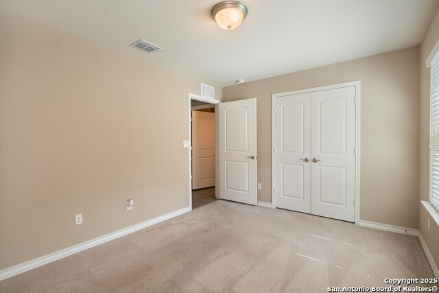 Listing photo id 18 for 3354 Blossom Row