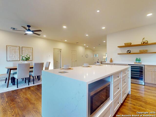Listing photo id 11 for 141 Chevy Chase