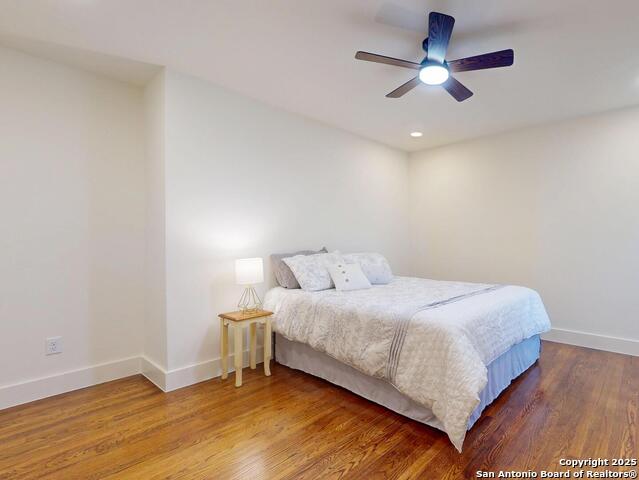 Listing photo id 20 for 141 Chevy Chase