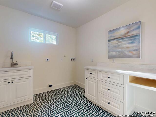 Listing photo id 25 for 141 Chevy Chase