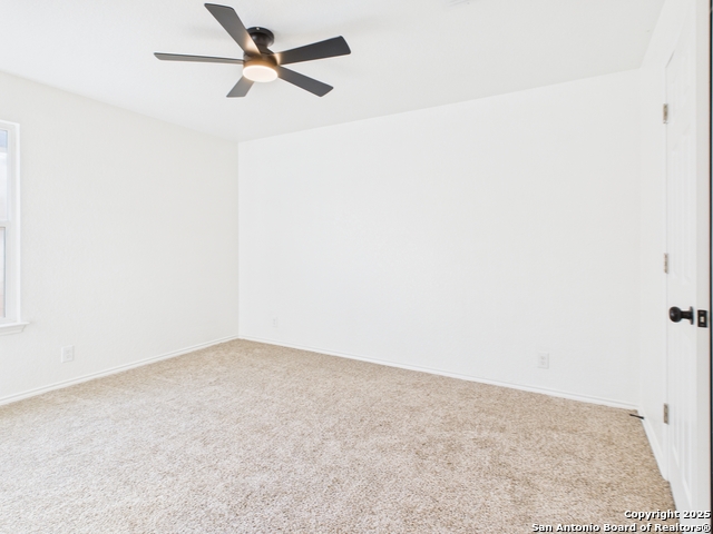 Image 25 of 39 For 4526 Harrisburg