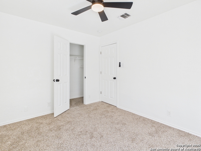 Image 29 of 39 For 4526 Harrisburg