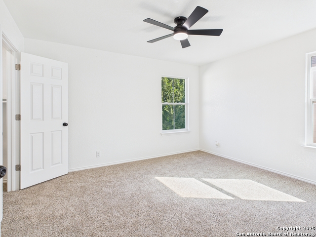 Image 30 of 39 For 4526 Harrisburg