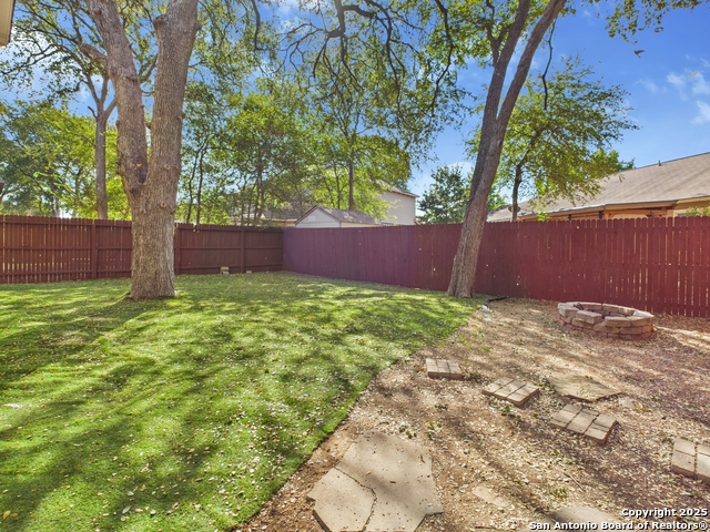 Image 34 of 39 For 4526 Harrisburg