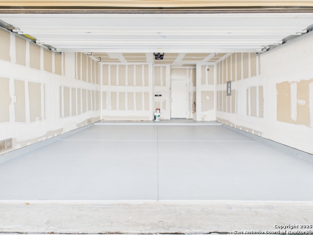 Image 38 of 39 For 4526 Harrisburg