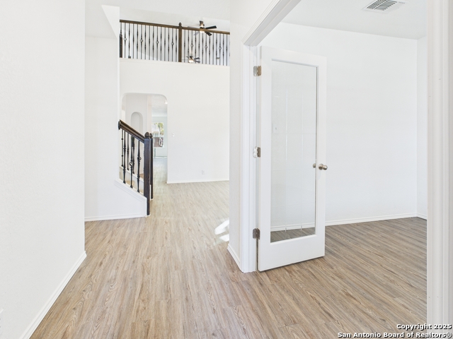 Image 5 of 39 For 4526 Harrisburg