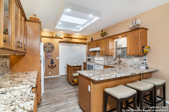 Image 13 of 30 For 875 Gallagher