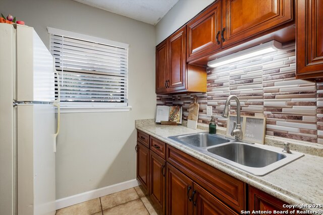 Image 13 of 27 For 4910 Brockman Street