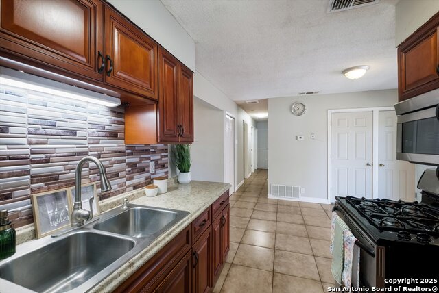 Image 14 of 27 For 4910 Brockman Street