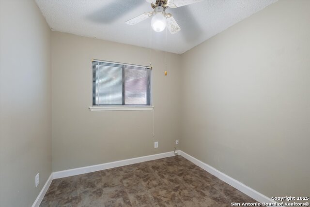 Image 21 of 27 For 4910 Brockman Street