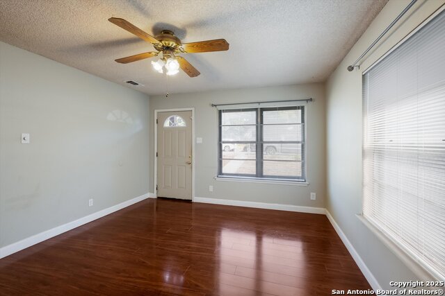 Image 5 of 27 For 4910 Brockman Street