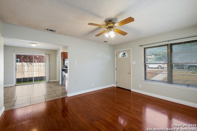 Image 6 of 27 For 4910 Brockman Street