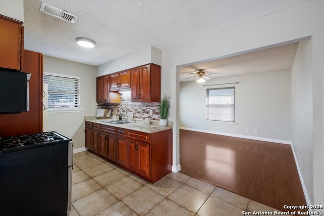 Image 7 of 27 For 4910 Brockman Street