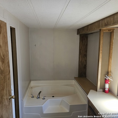 Image 11 of 17 For 161 Green Valley E