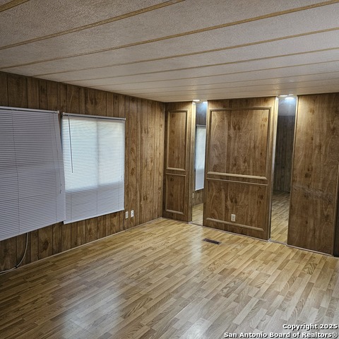 Image 13 of 17 For 161 Green Valley E