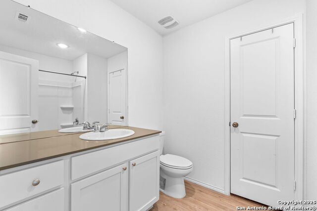 Listing photo id 16 for 9103 Stellar Hill