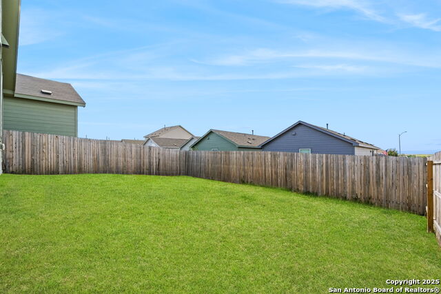 Listing photo id 22 for 9103 Stellar Hill