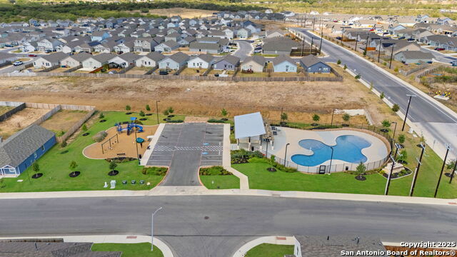 Listing photo id 24 for 9103 Stellar Hill