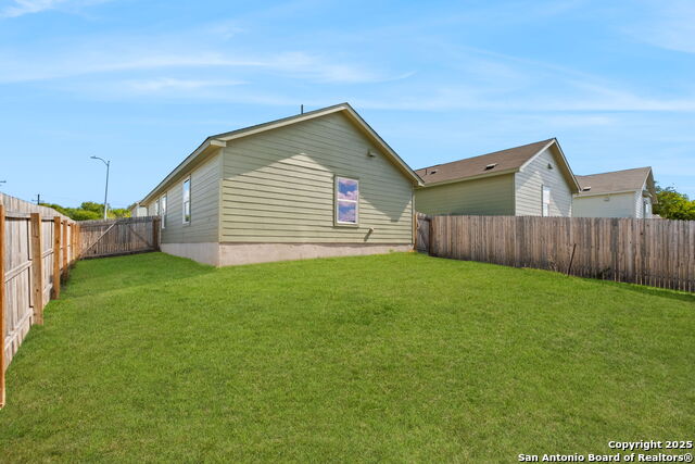 Listing photo id 27 for 9103 Stellar Hill