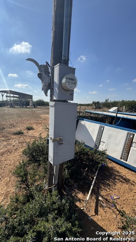 Image 4 of 15 For 1588 Pr 1688 Four X Rd