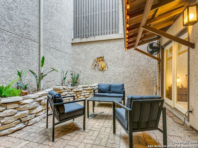 Image 22 of 25 For 8000 Donore 11