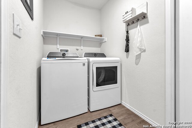 Listing photo id 26 for 4410 Lake Ritter