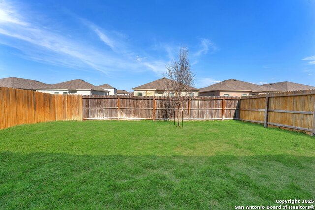 Listing photo id 29 for 4410 Lake Ritter