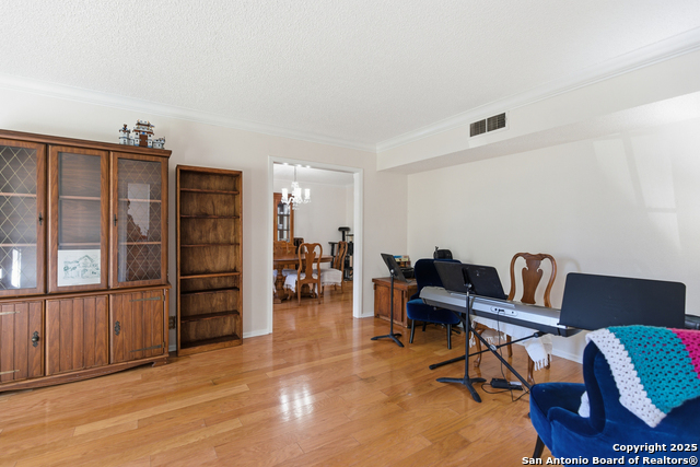 Image 12 of 47 For 11722 Raindrop