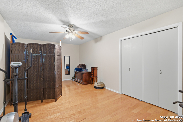 Image 21 of 47 For 11722 Raindrop